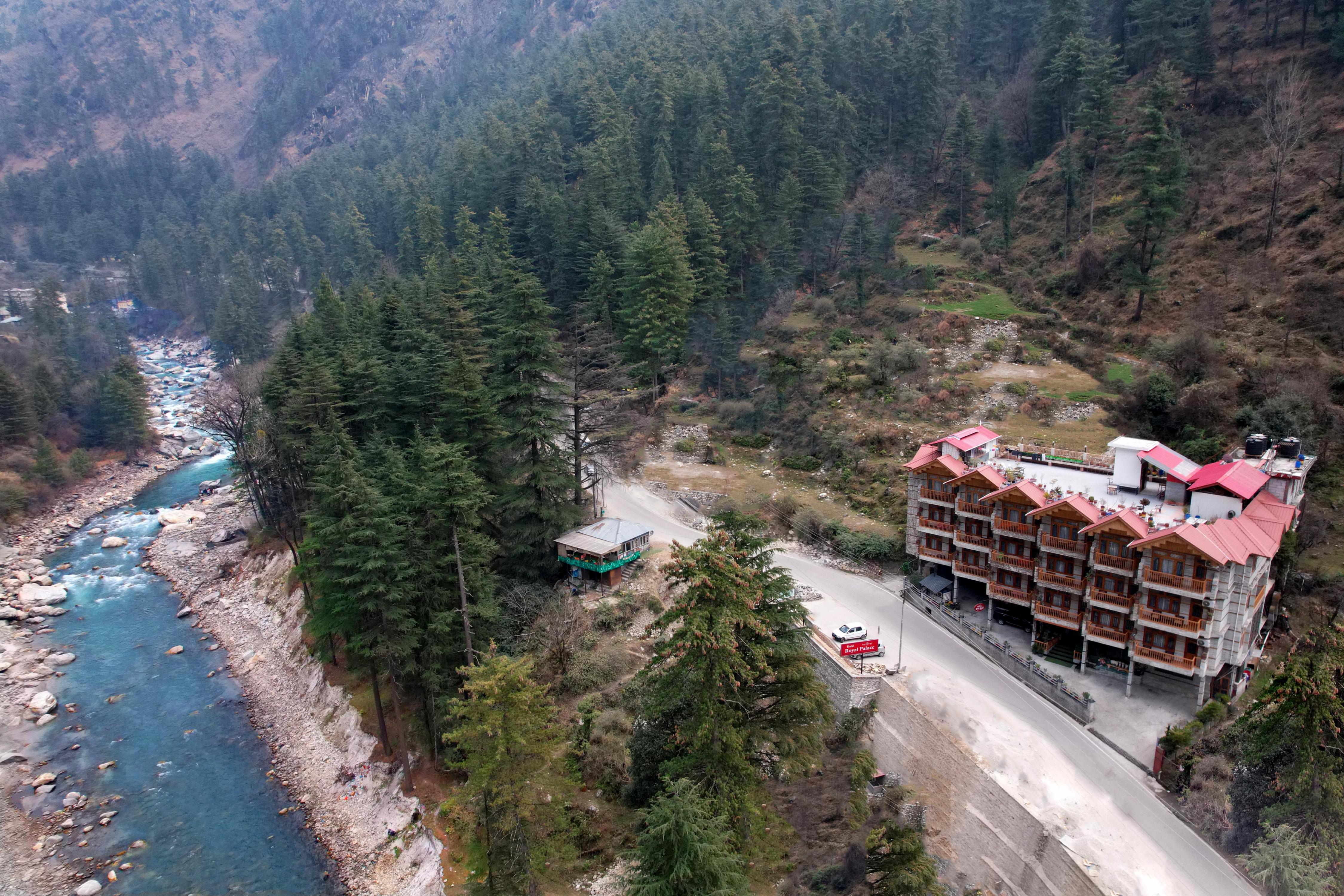 Address of Hotel Royal Palace Kasol