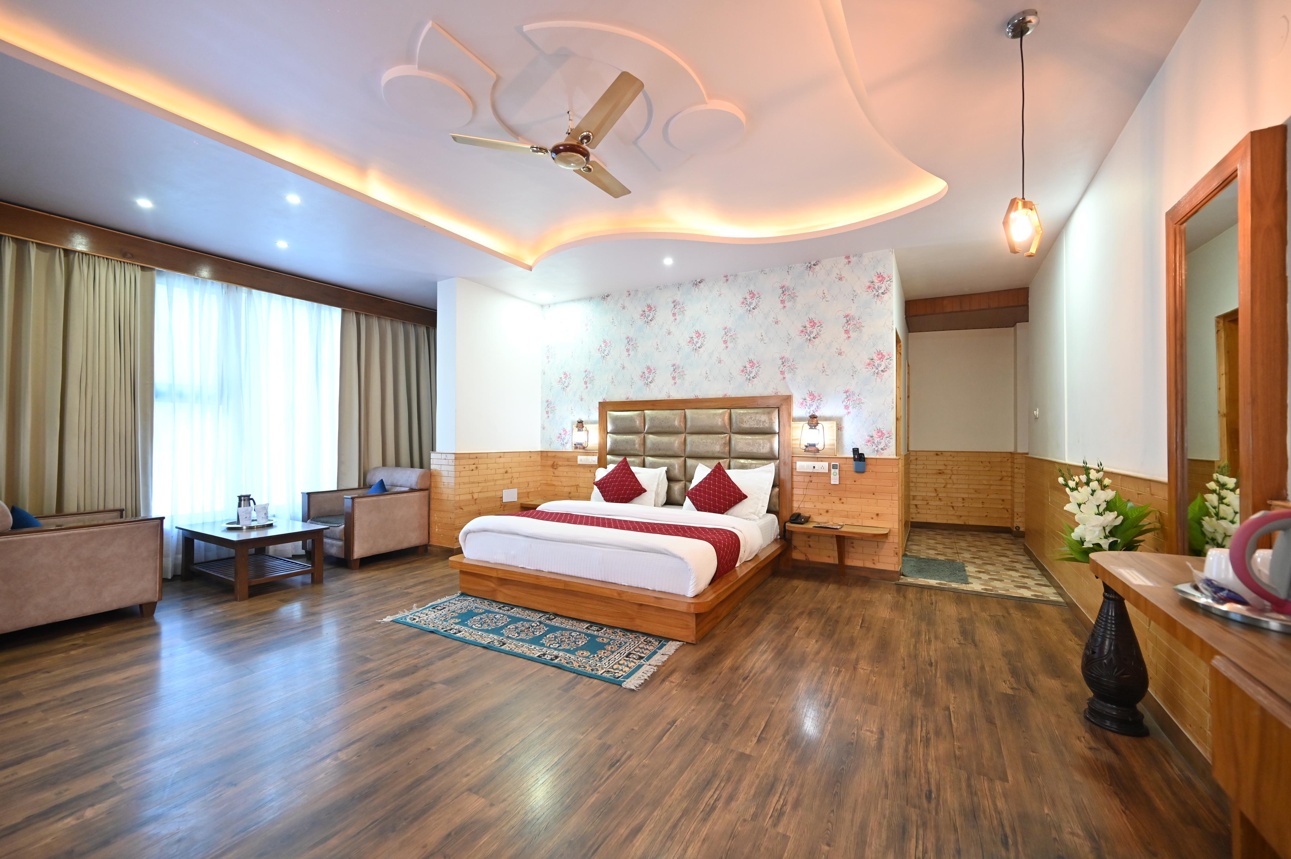 Hotel Royal Palace Kasol - Tap to explore photos