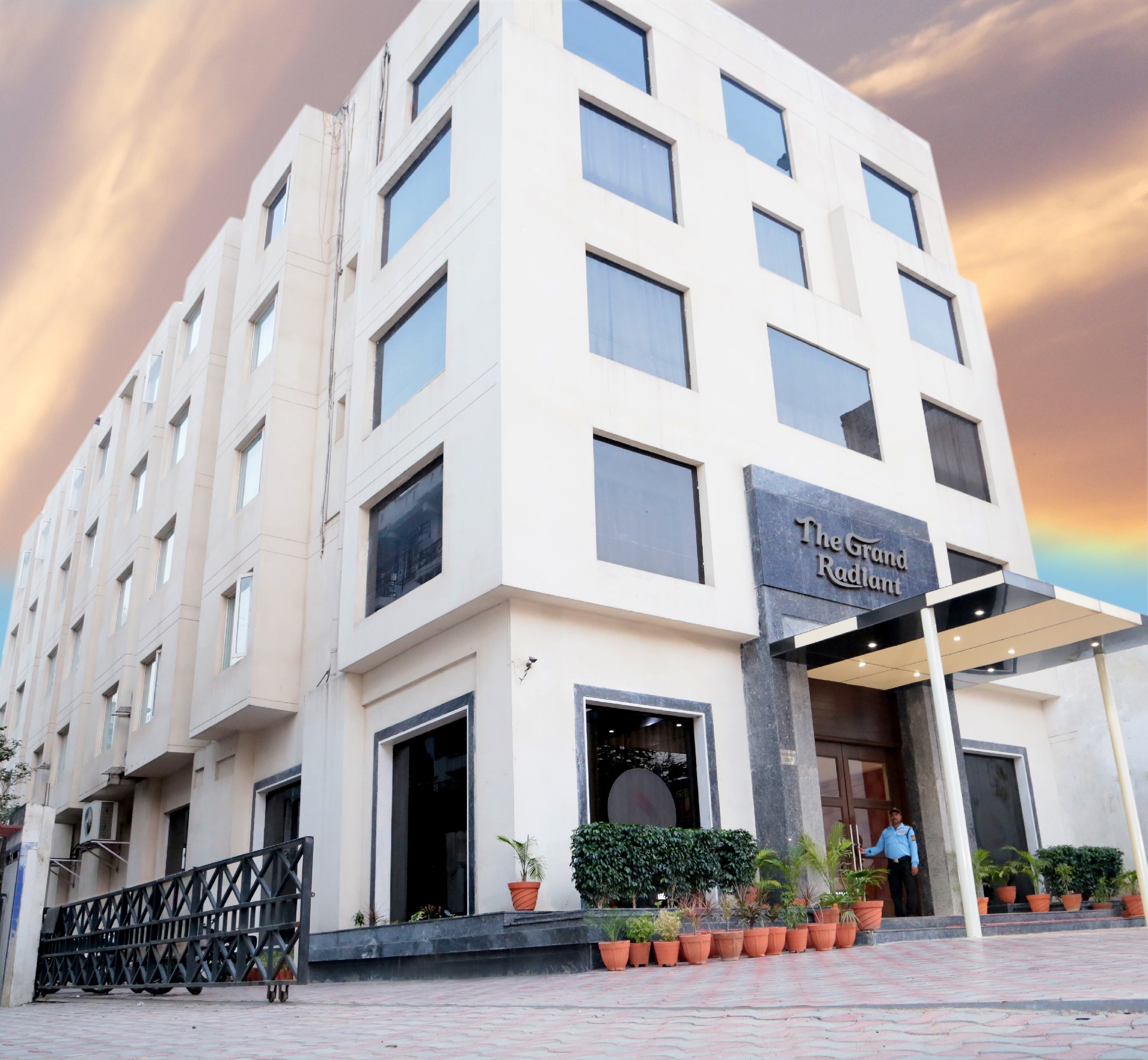 Hotel The Grand Radiant - Tap to explore photos