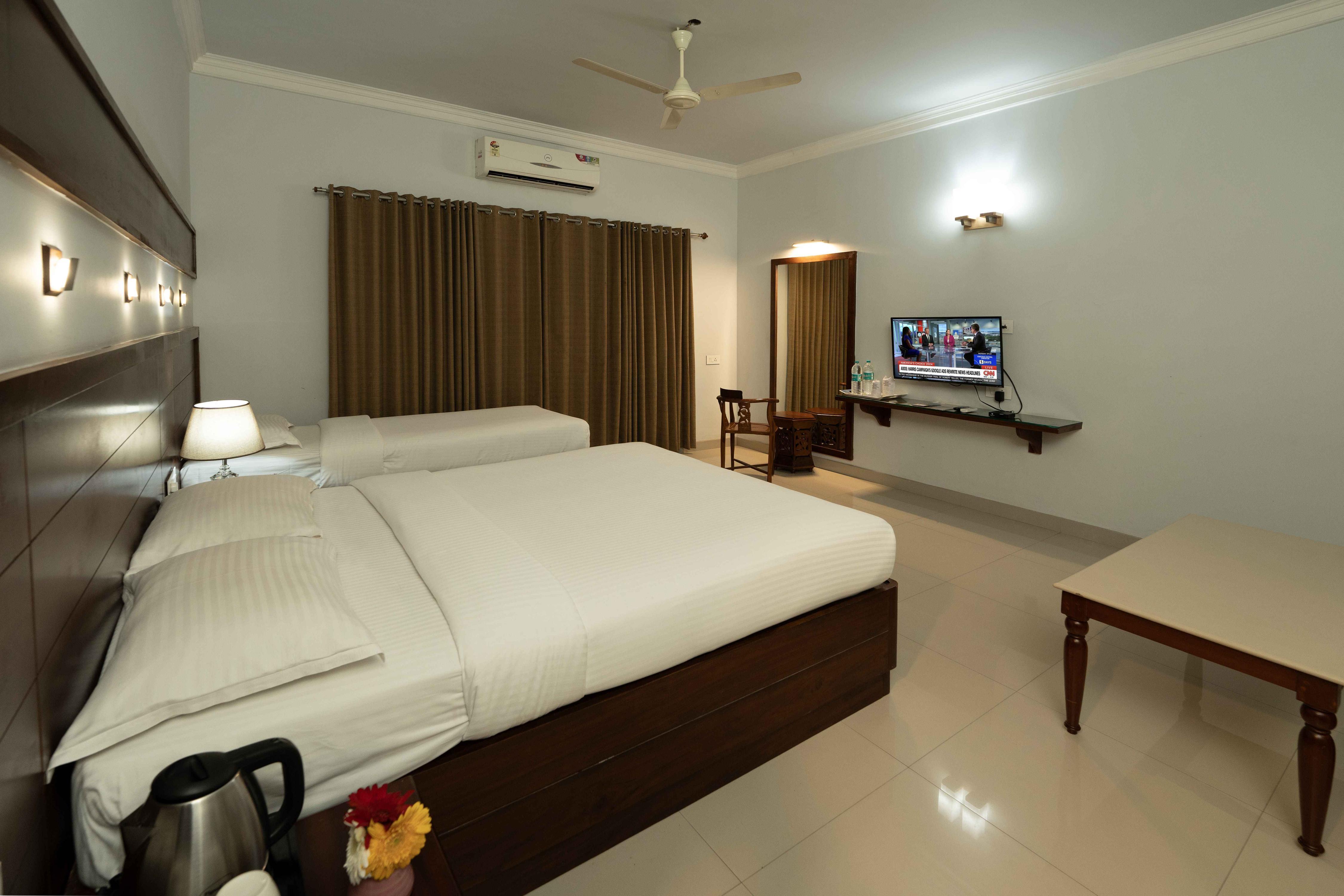 Bhasuri Inn - Tap to explore photos