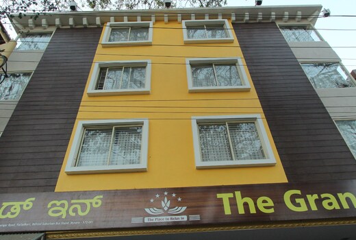 THE GRAND INN