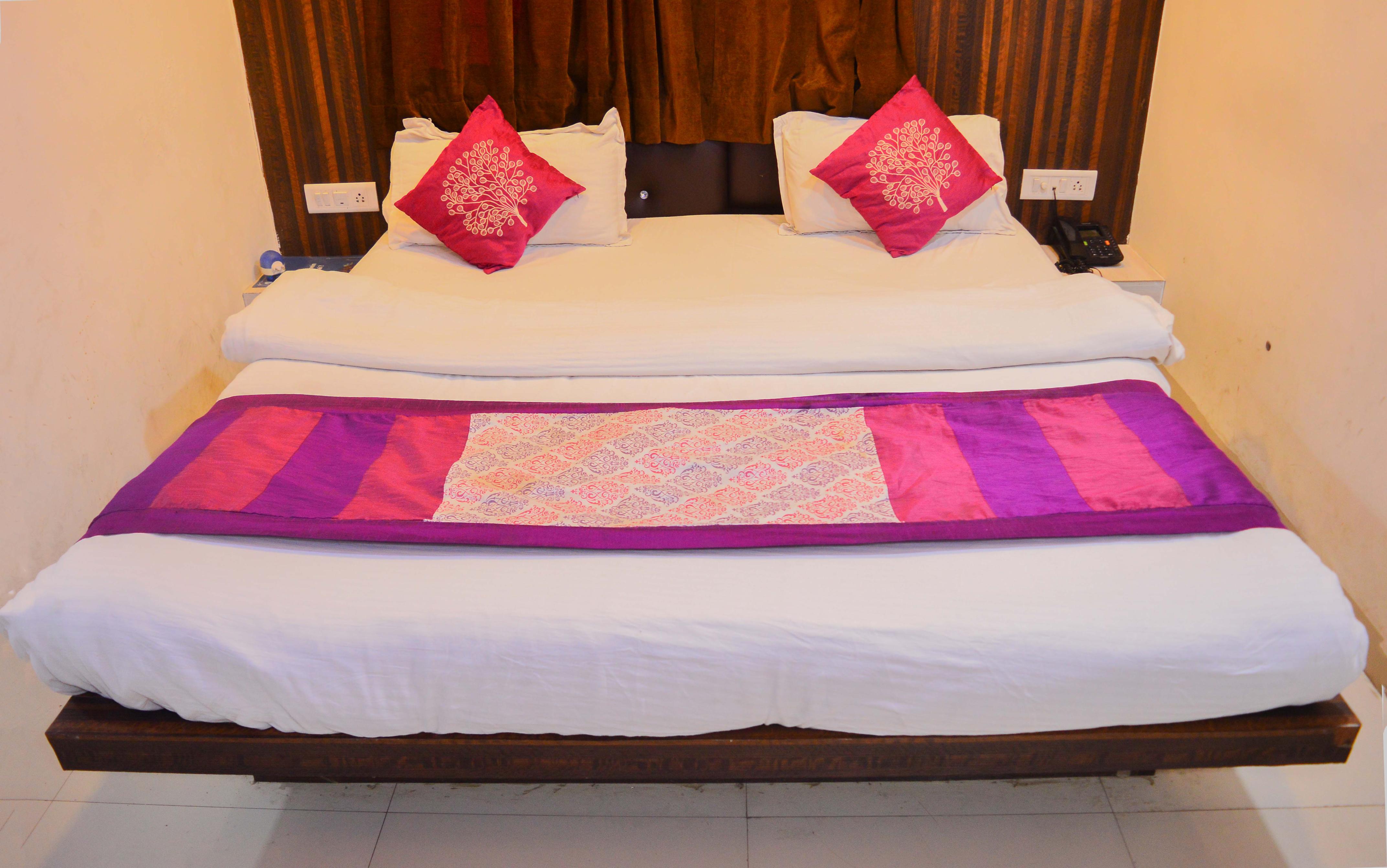 Hotel Galaxy Park Room Type - Classic AC