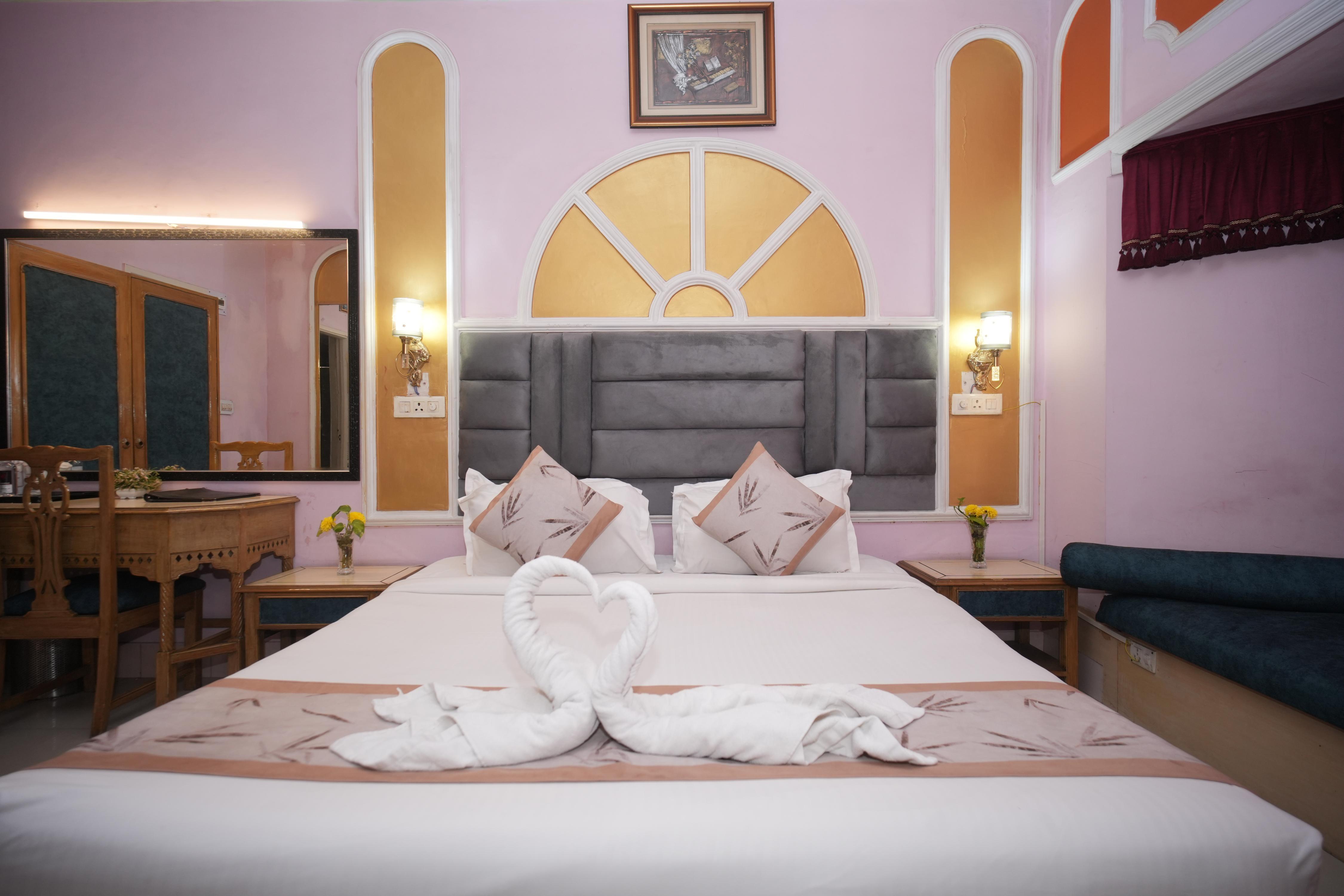 Hotel Samrat International - Tap to explore photos