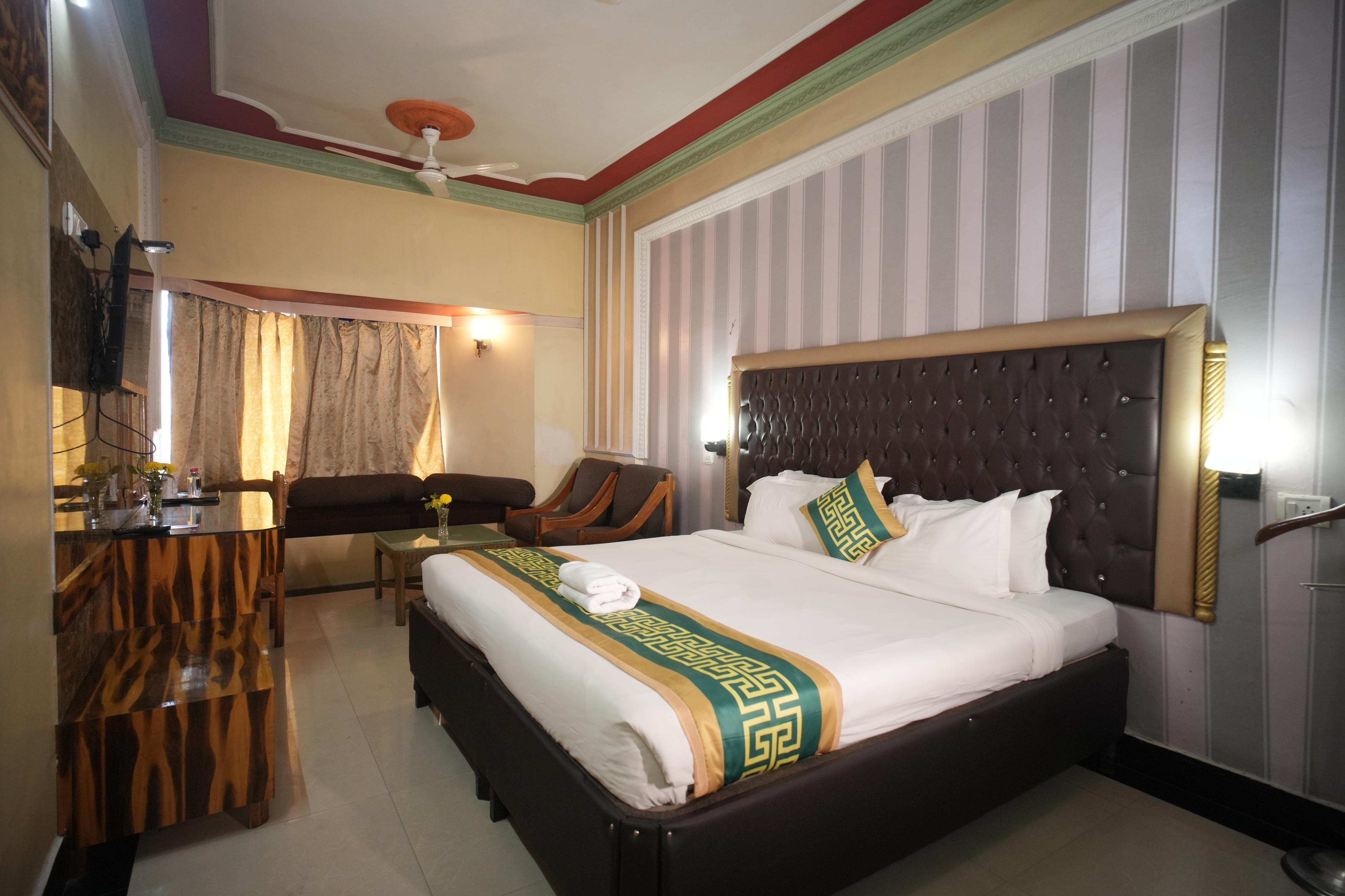 Photos of Hotel Samrat International