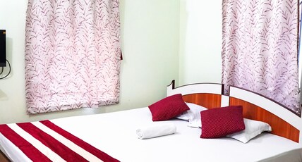 Hotel Amarabati Room Type - Deluxe Double Ac on Ground Floor