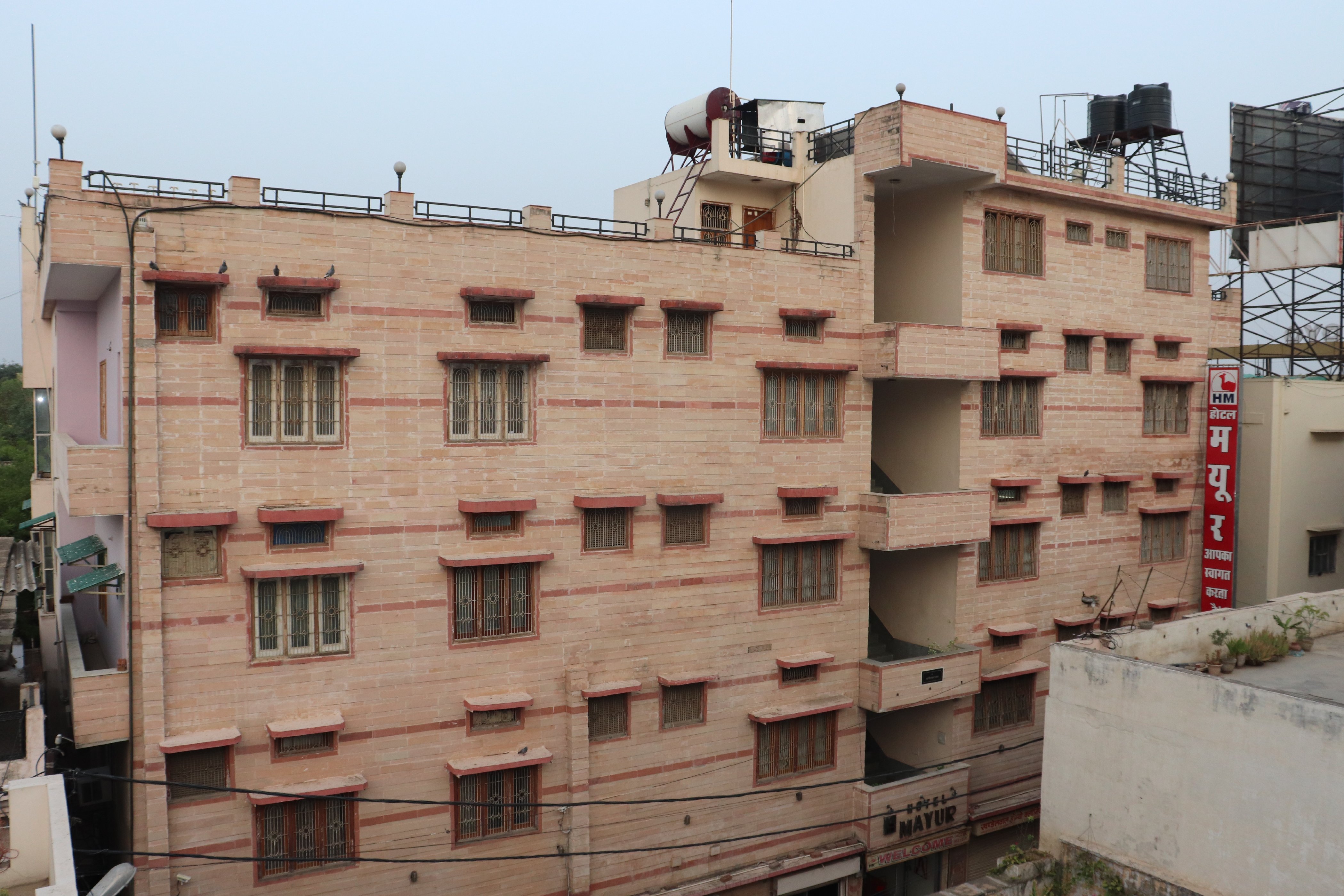 Hotel Mayur - 0.4km from Railway Station - Tap to explore photos