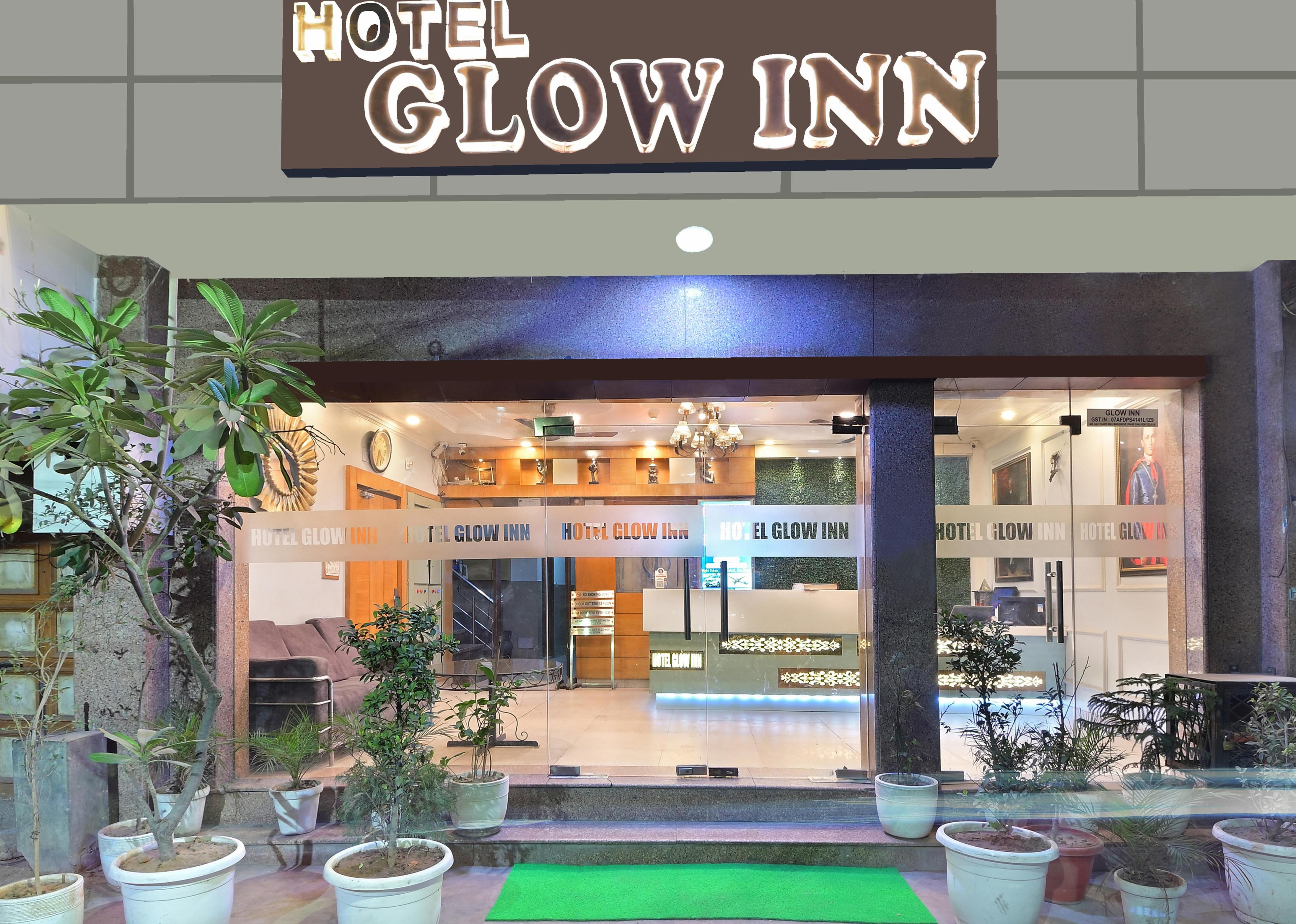 Hotel Glow Inn@3 Mins Walk From NDLS Rail Station - Tap to explore photos