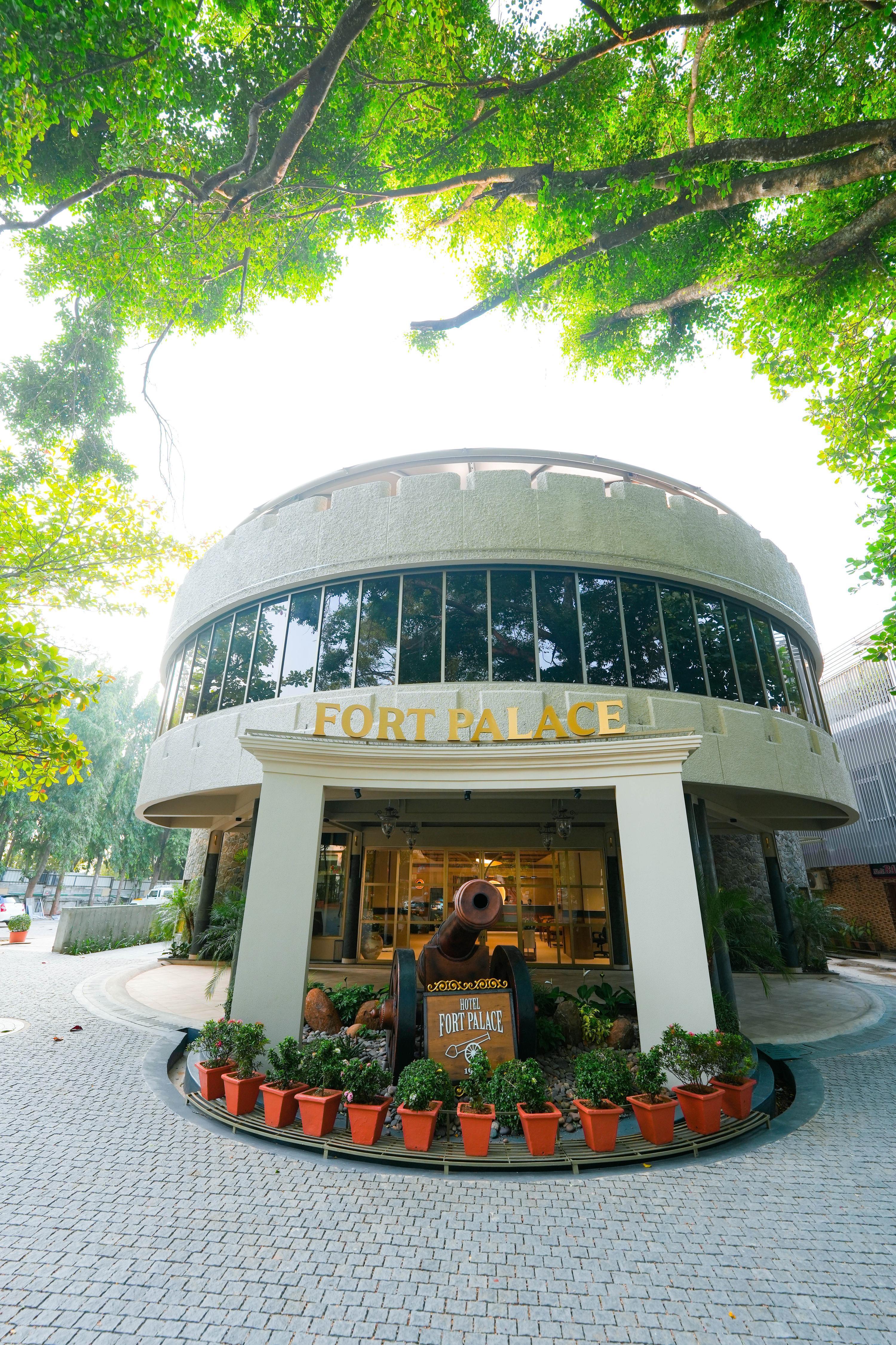 Main gallery