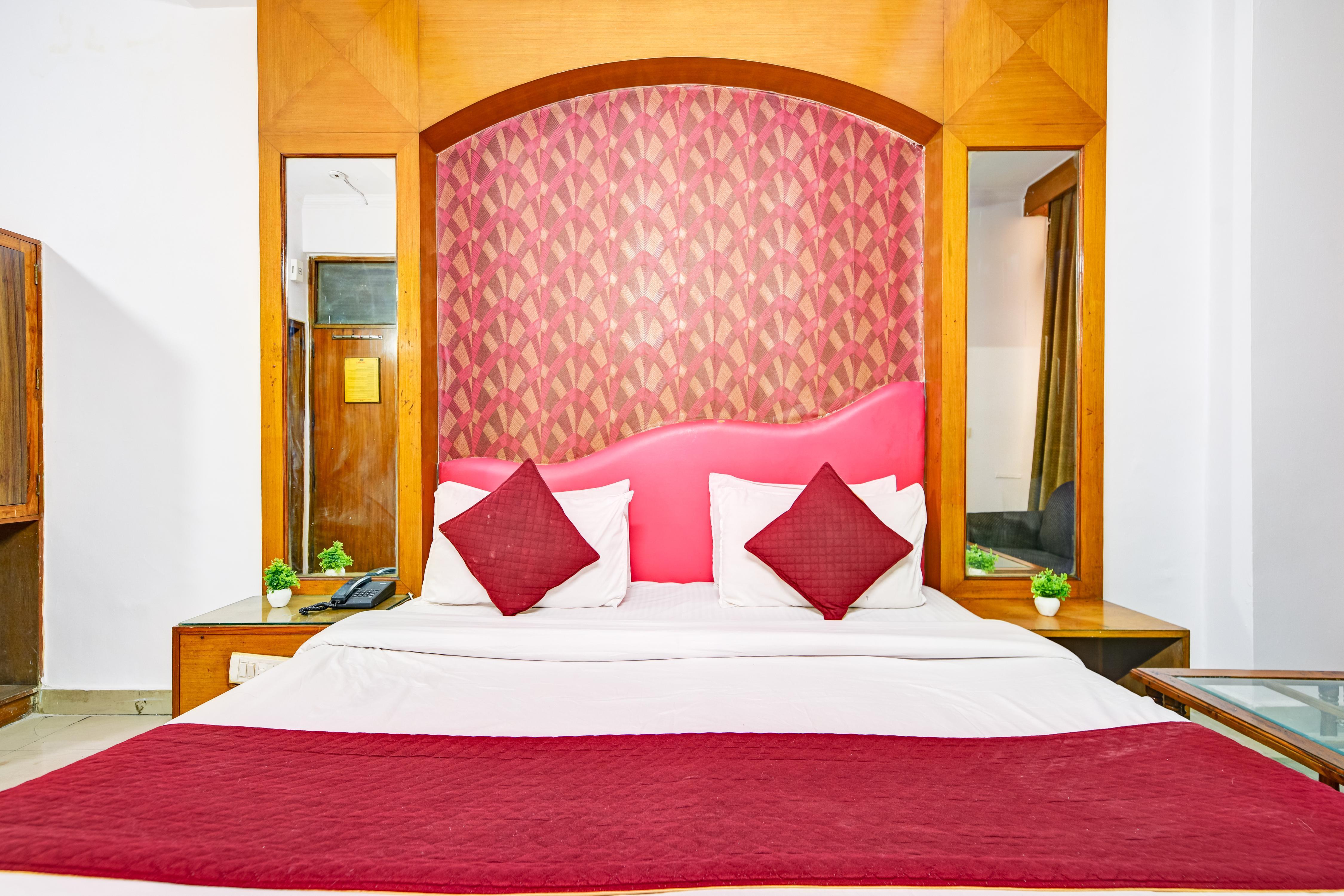 Hotel Delhi Regency - Tap to explore photos
