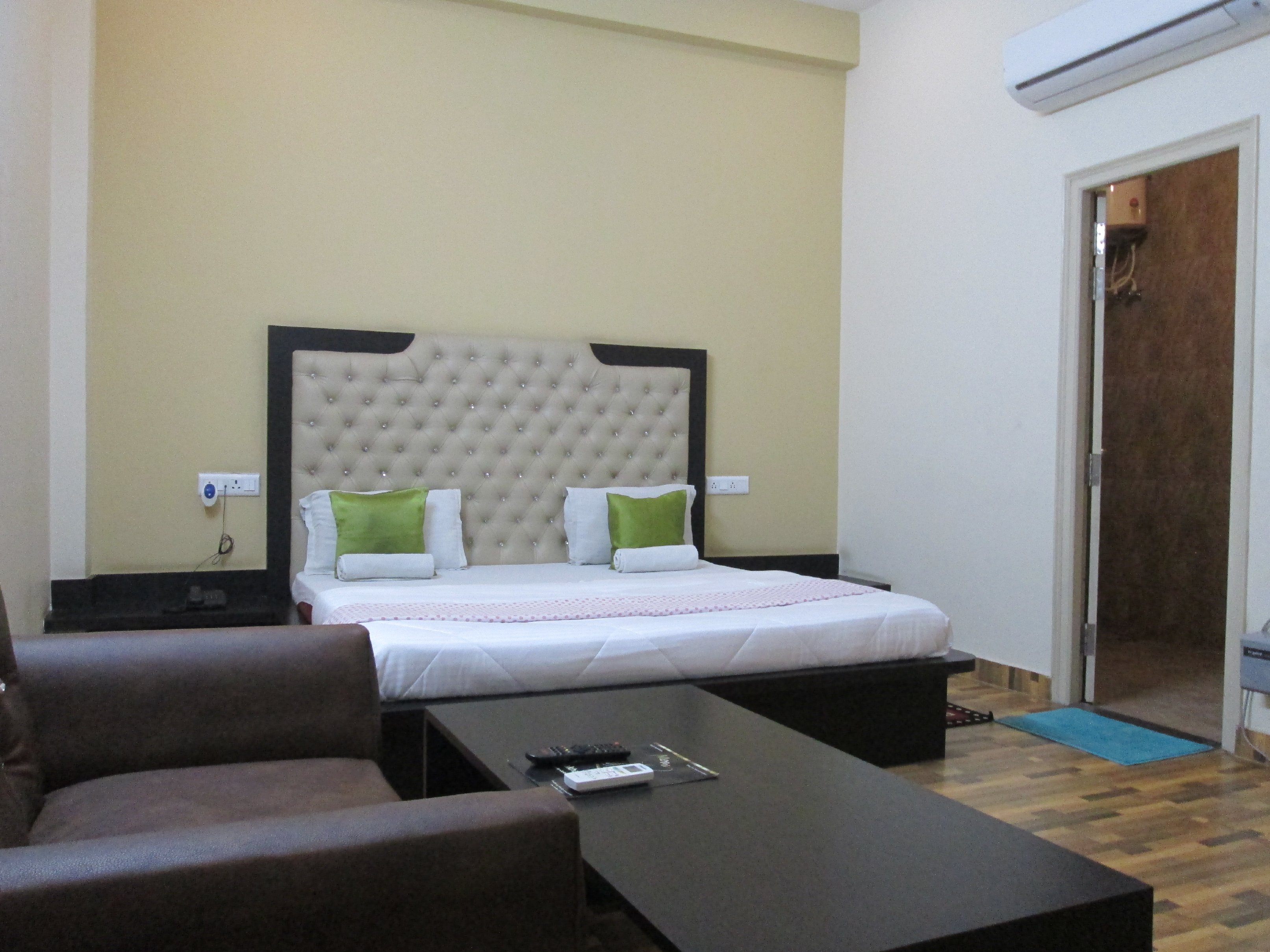 Address of Ramprastha Hotel