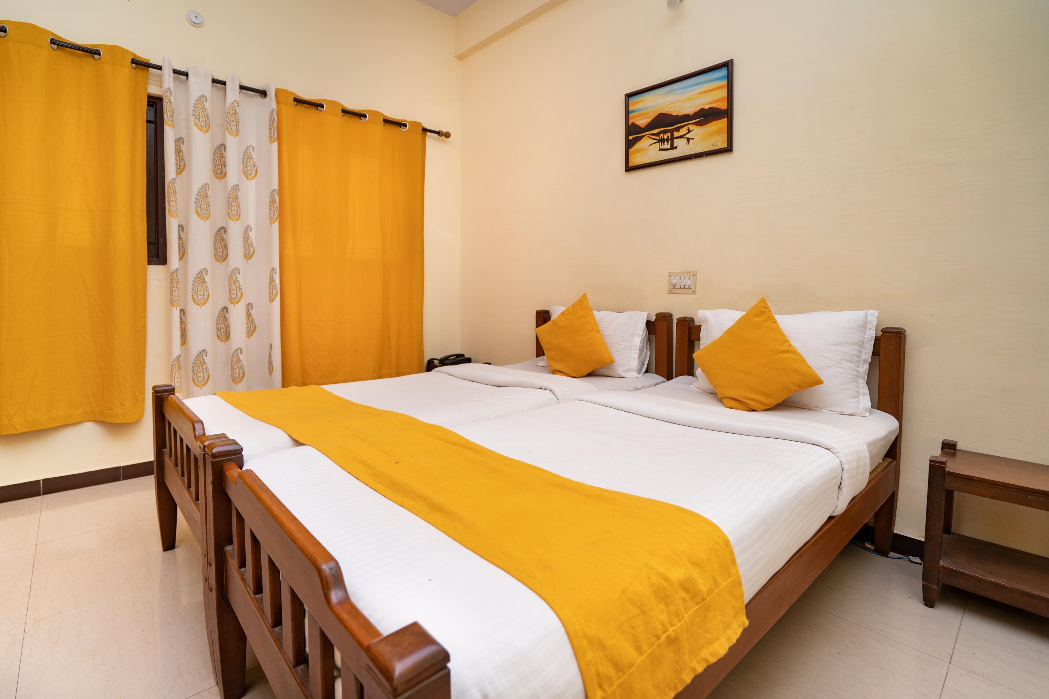 UrbanSPiCE Hotel | Rooms & Caretaker