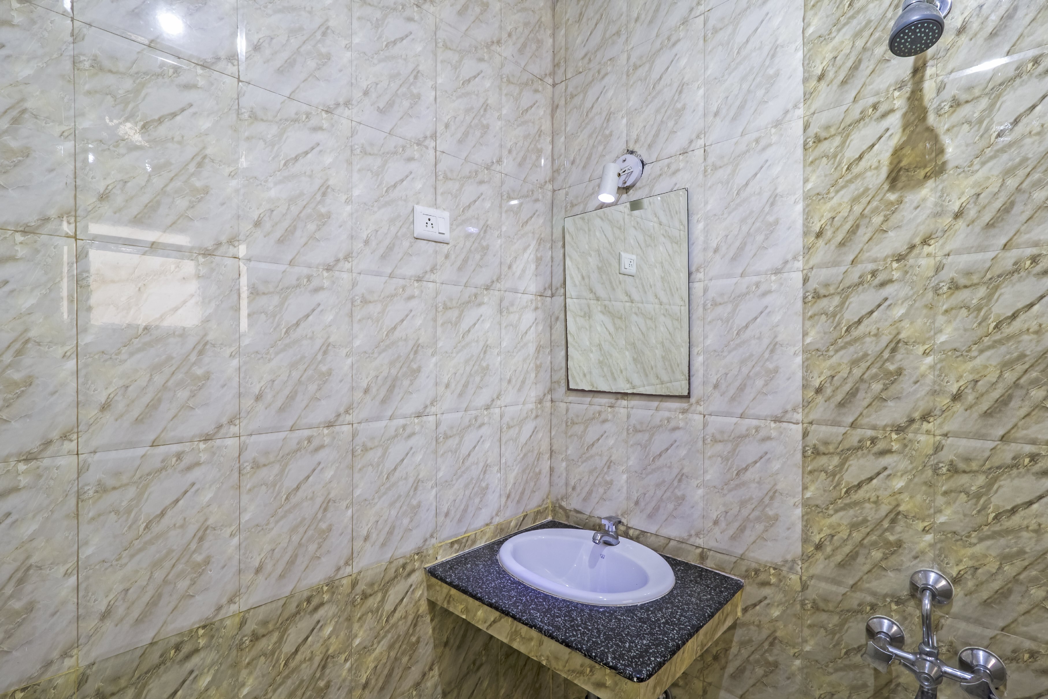 Royal Grand Days (Besant Nagar) - Tap to explore photos