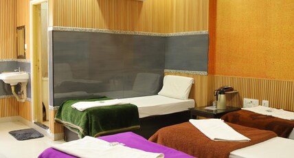 SSR Hotel Room Type - Deluxe Four Bed Non Ac