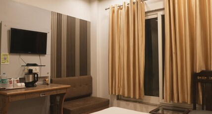 Hotel Banaras Haveli Room Type - Deluxe Room