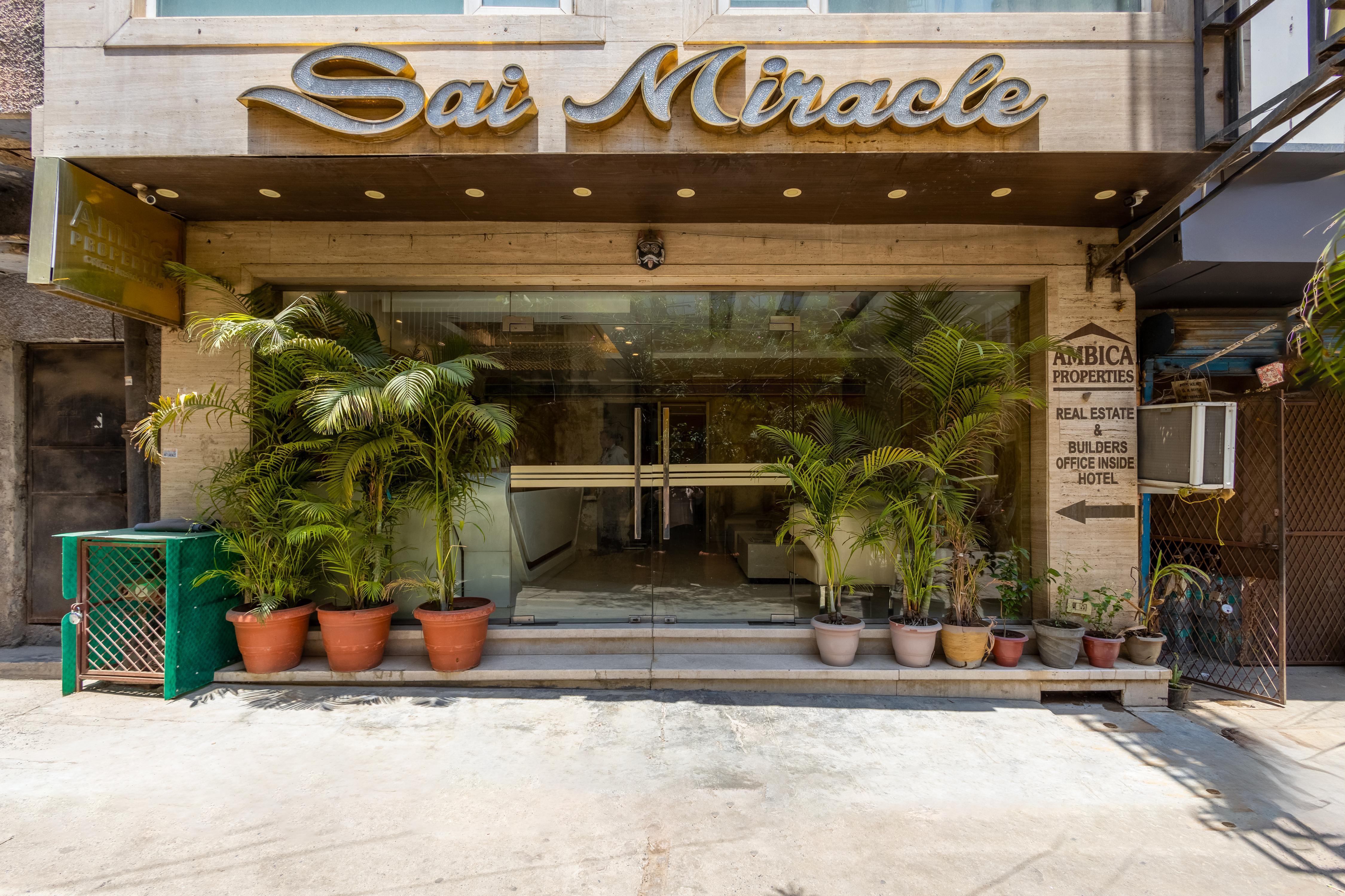 Hotel Sai Miracle (Newly Renovated) - Opp New Delhi Station & Connaught Place