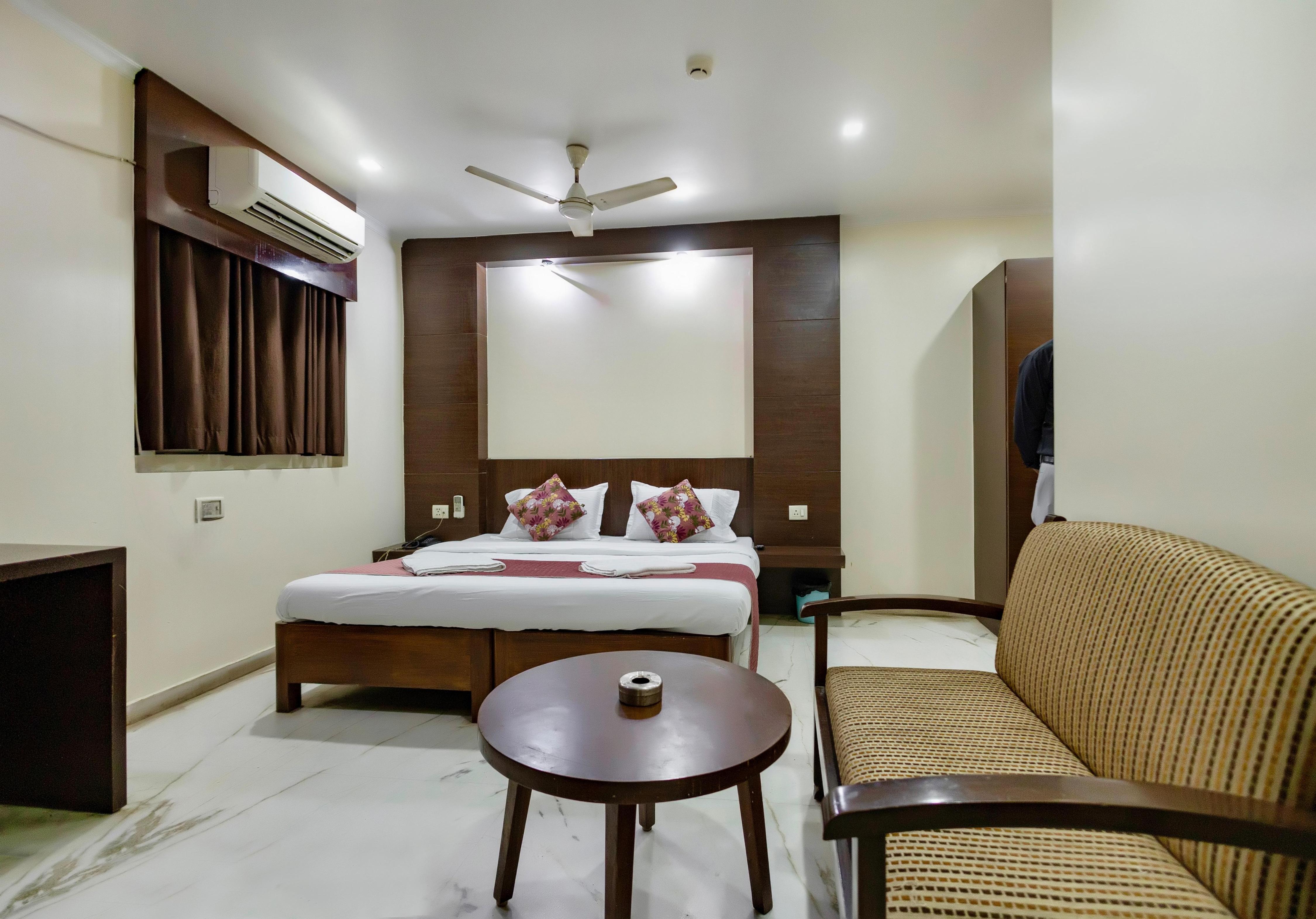 Hotel Suncity Room Type - DELUXE ROOM