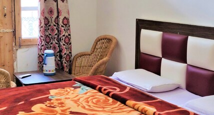 Hotel Sally Room Type - semi Delux (road side) With Balcony