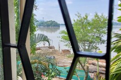 Riverview Guest House