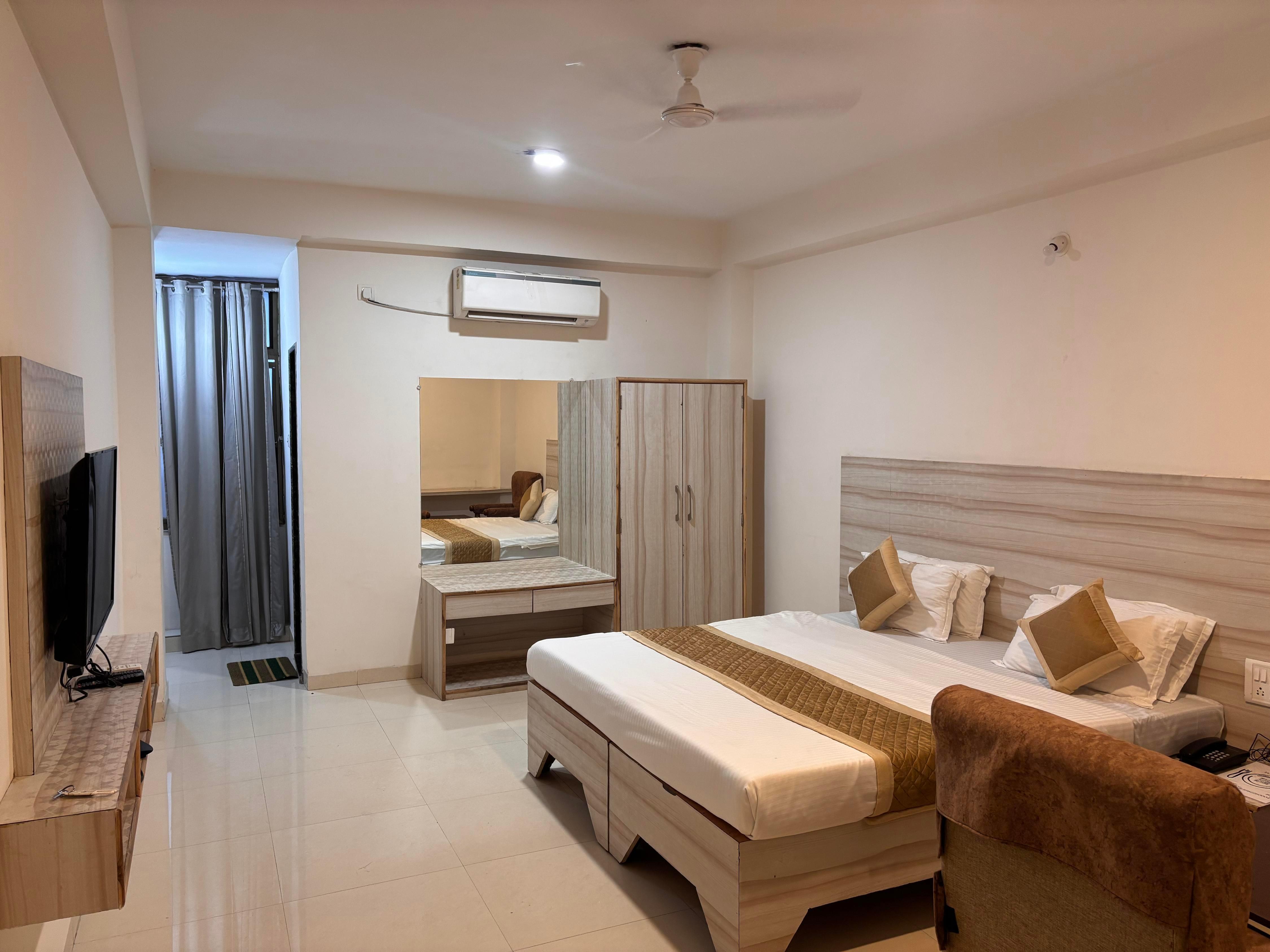 White Pearl Room Type - Premium Executive Room