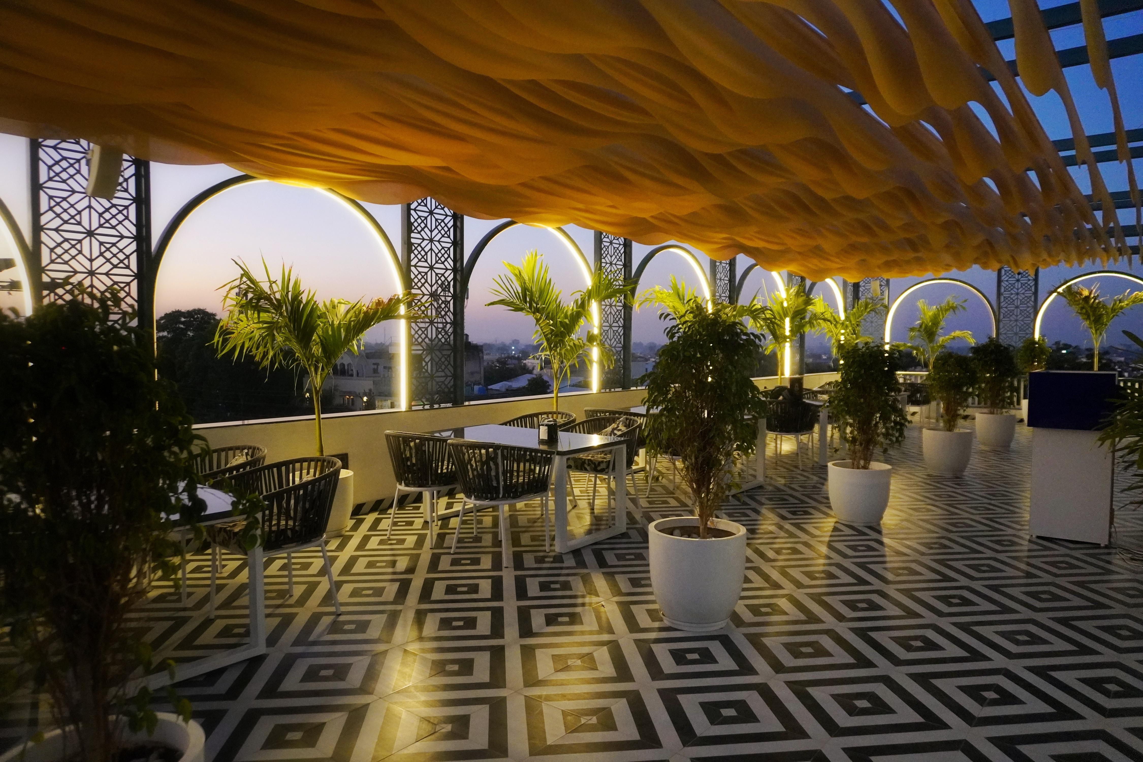 Hotel Saif Ranthambore - Tap to explore photos