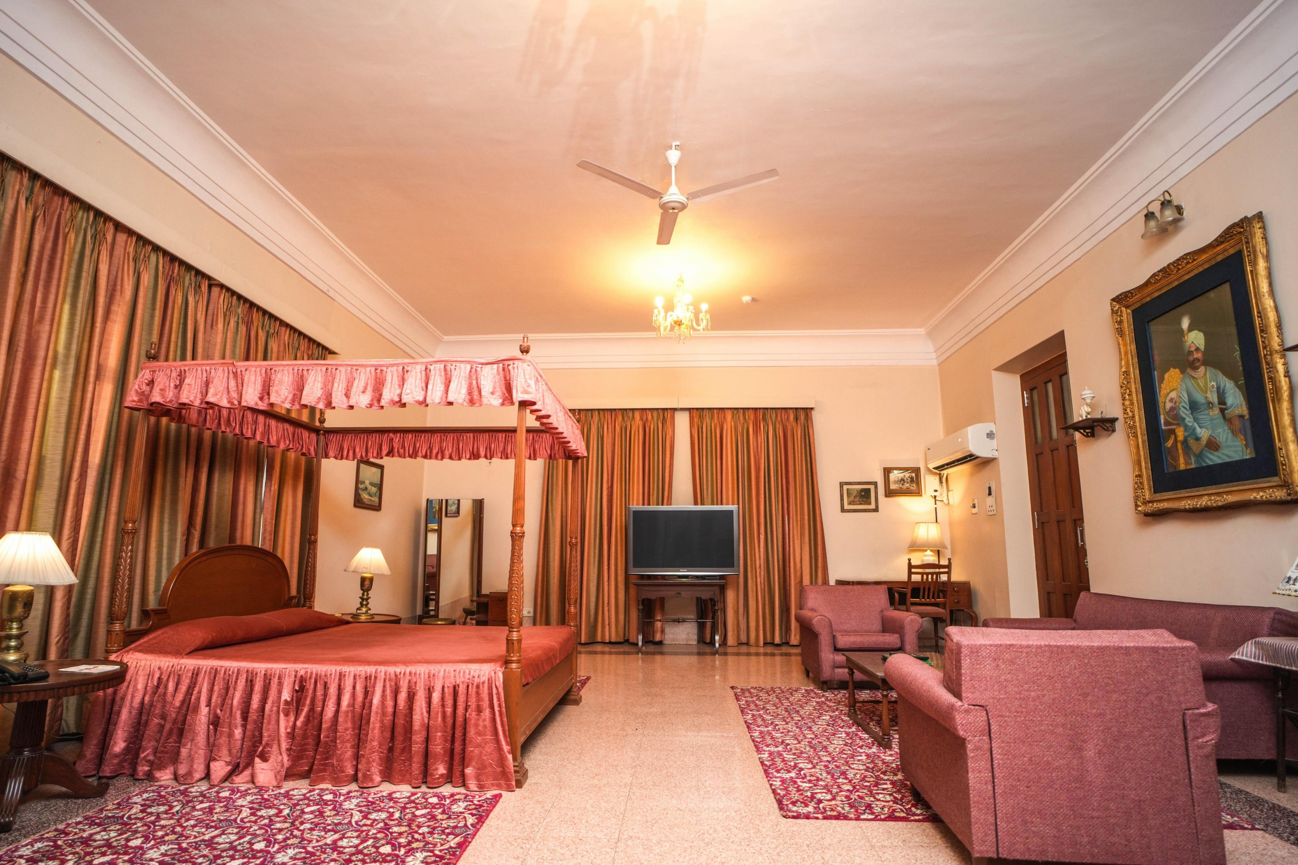 Nilambag Palace Hotel Room Type - Maharani Suite