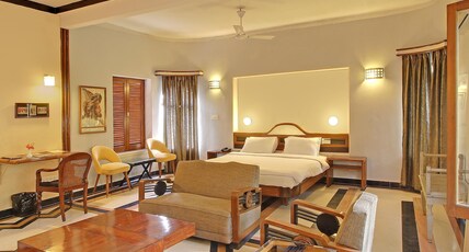Hotel Inn Season  Art Deco Heritage Hotel in Jodhpur Room Type - AC Luxury Suites Double Bed Room