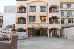 Hotel Sanjeev Palace