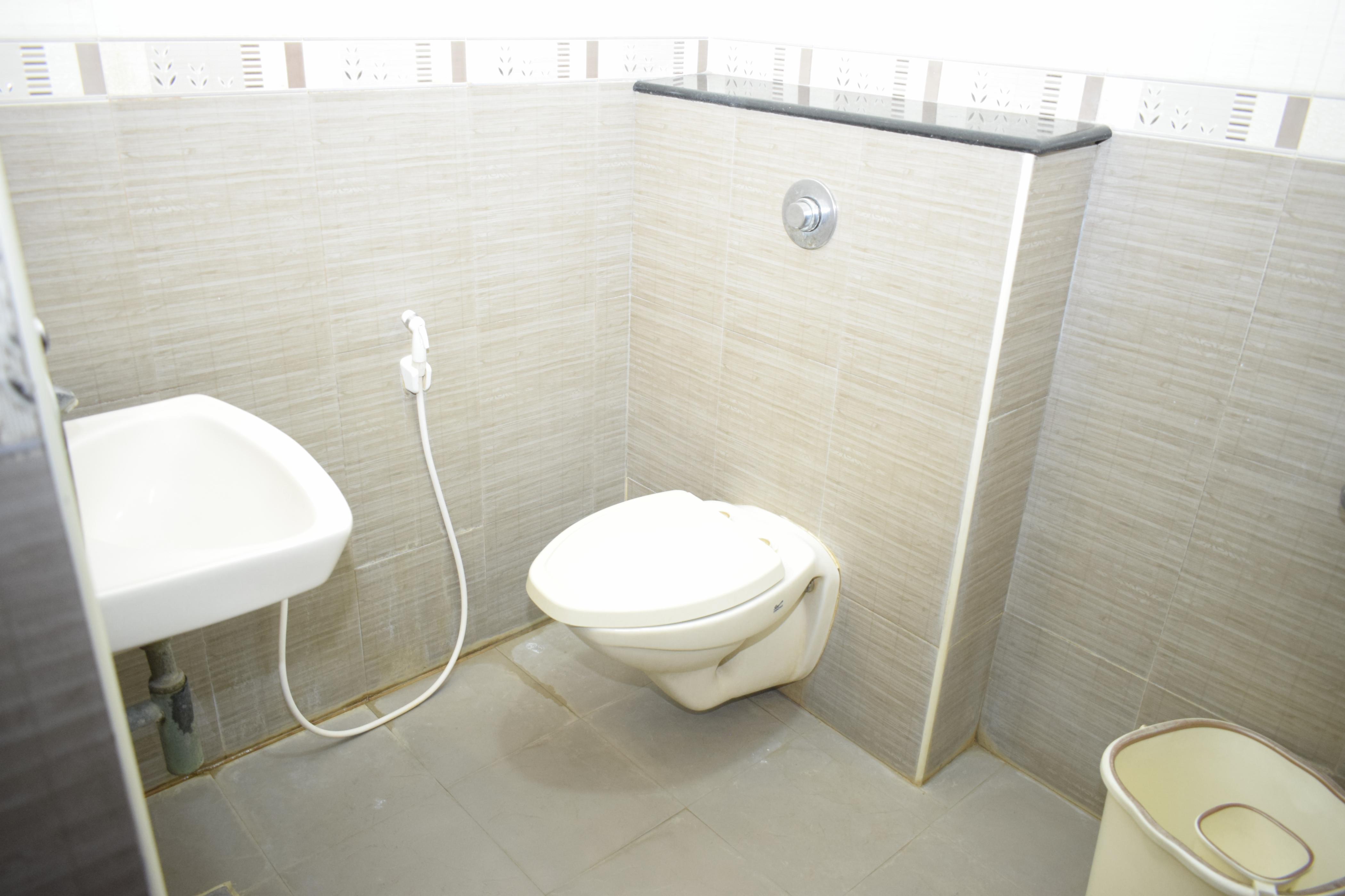 Hotel Ramana Residency - Tap to explore photos