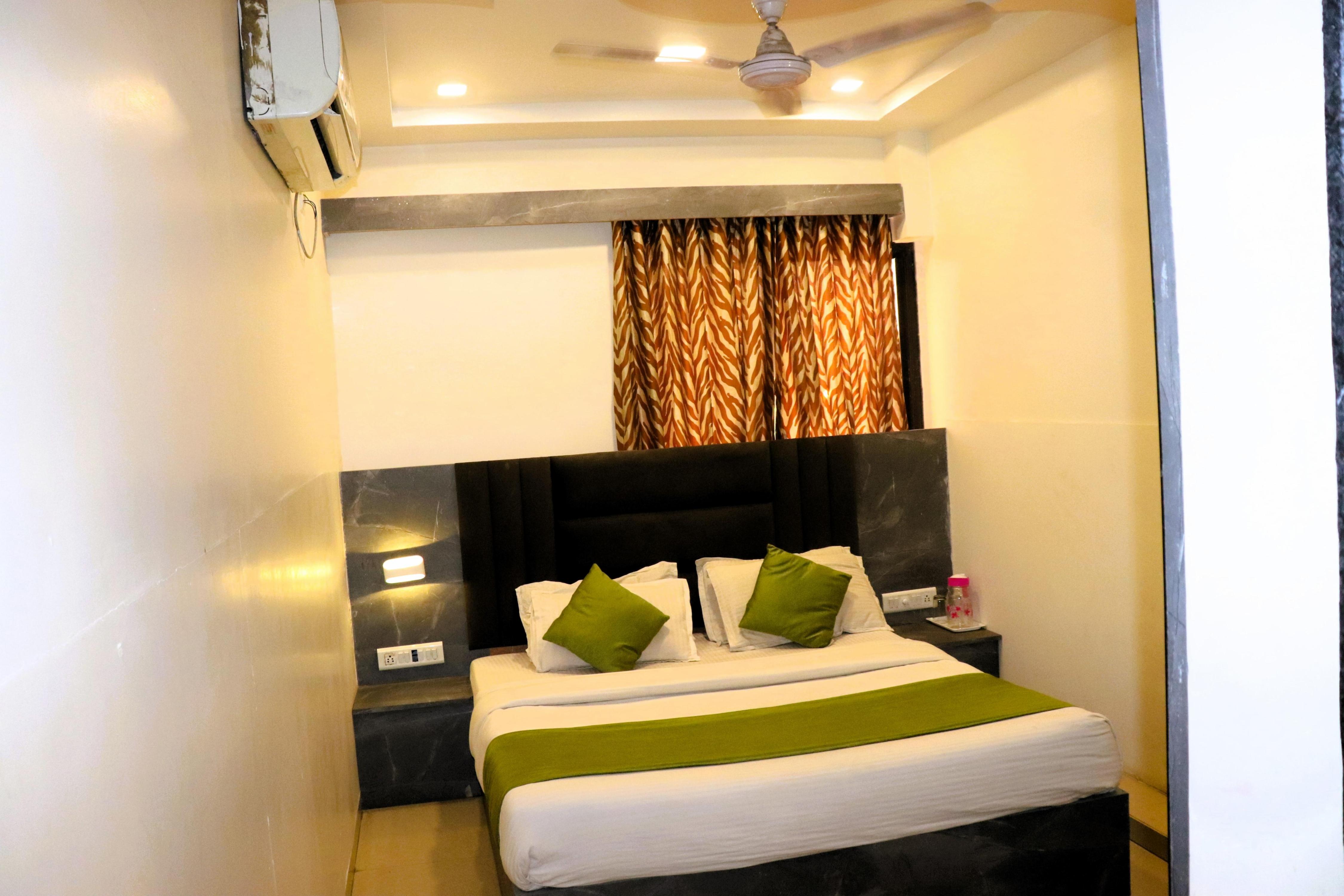 Hotel Vrundavan - Tap to explore photos