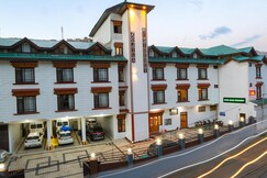 Hotel Zojila Residency