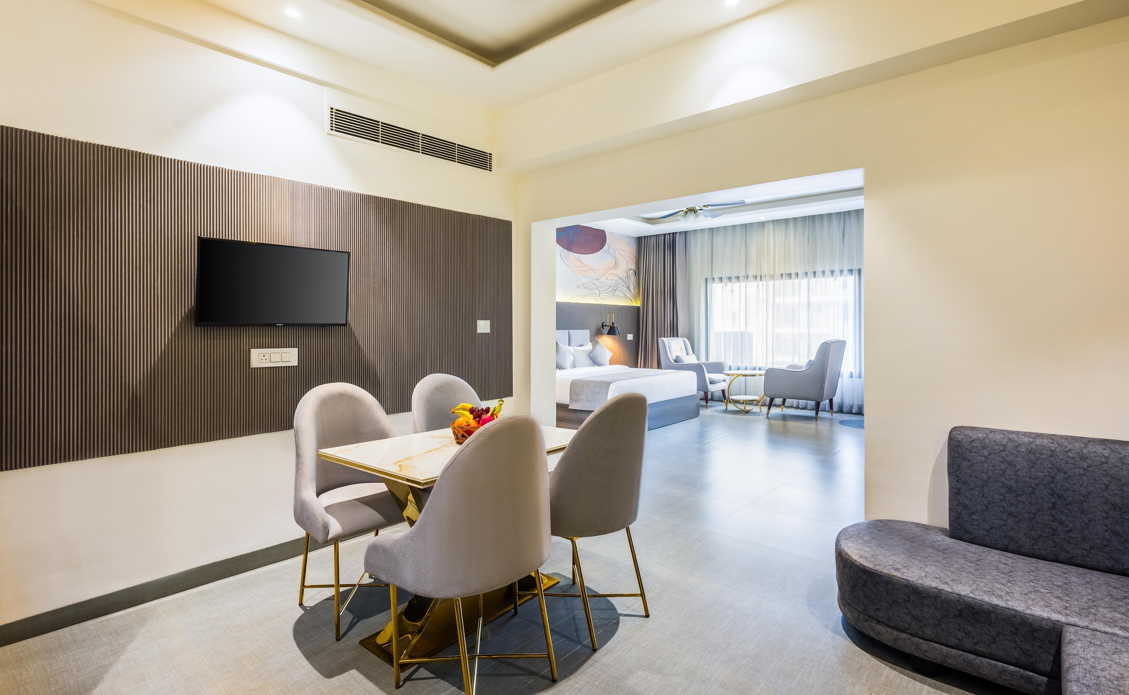 Enrise By Sayaji Bareilly Room Type - Suite