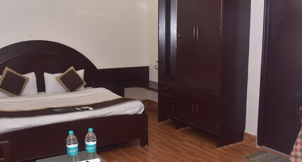 Hotel Vandana Room Type - Executive Room Hotel Vandana Room Type - Executive Room