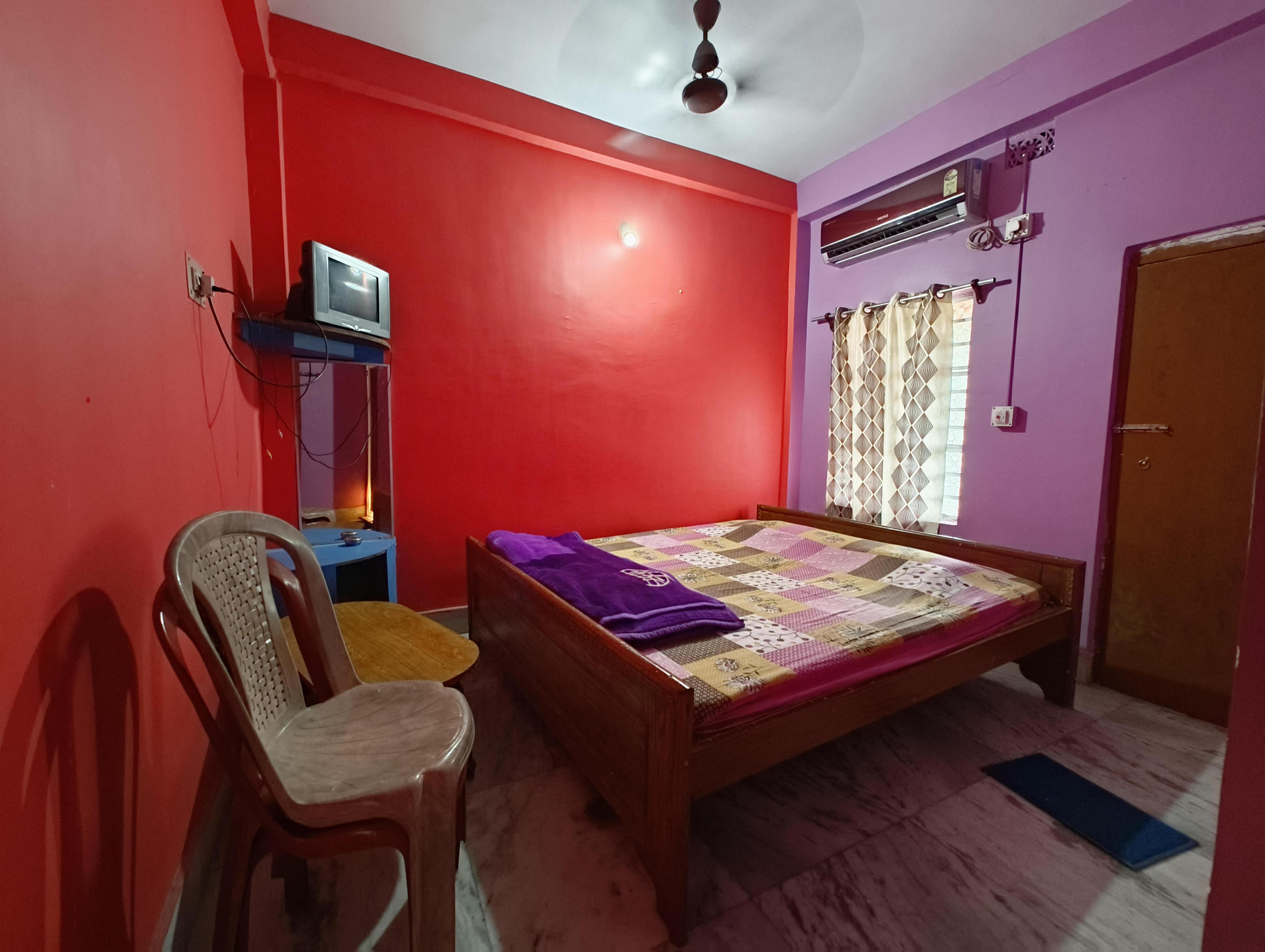 Hotel Moumita - Tap to explore photos