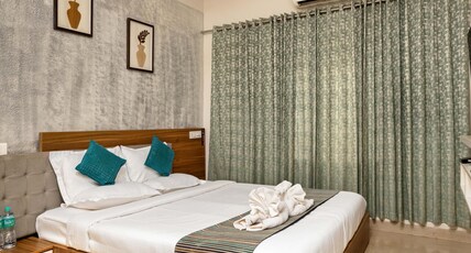 Lakkidi Village Resort Room Type - Honeymoon Suite AC