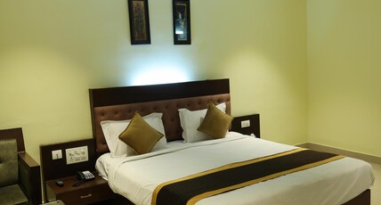 Hotel Novasis Room Type - Executive Room 