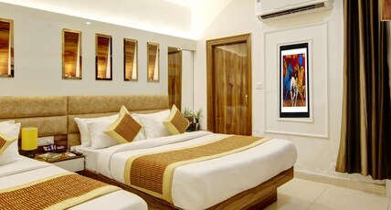 Hotel Star Villa- 1 Minute from NDLS Station Room Type - Comfort Family Room Hotel Star Villa- 1 Minute from NDLS Station Room Type - Comfort Family Room
