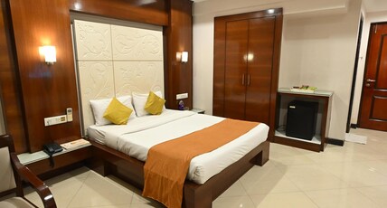 Hotel Amit International Room Type - Deluxe Room