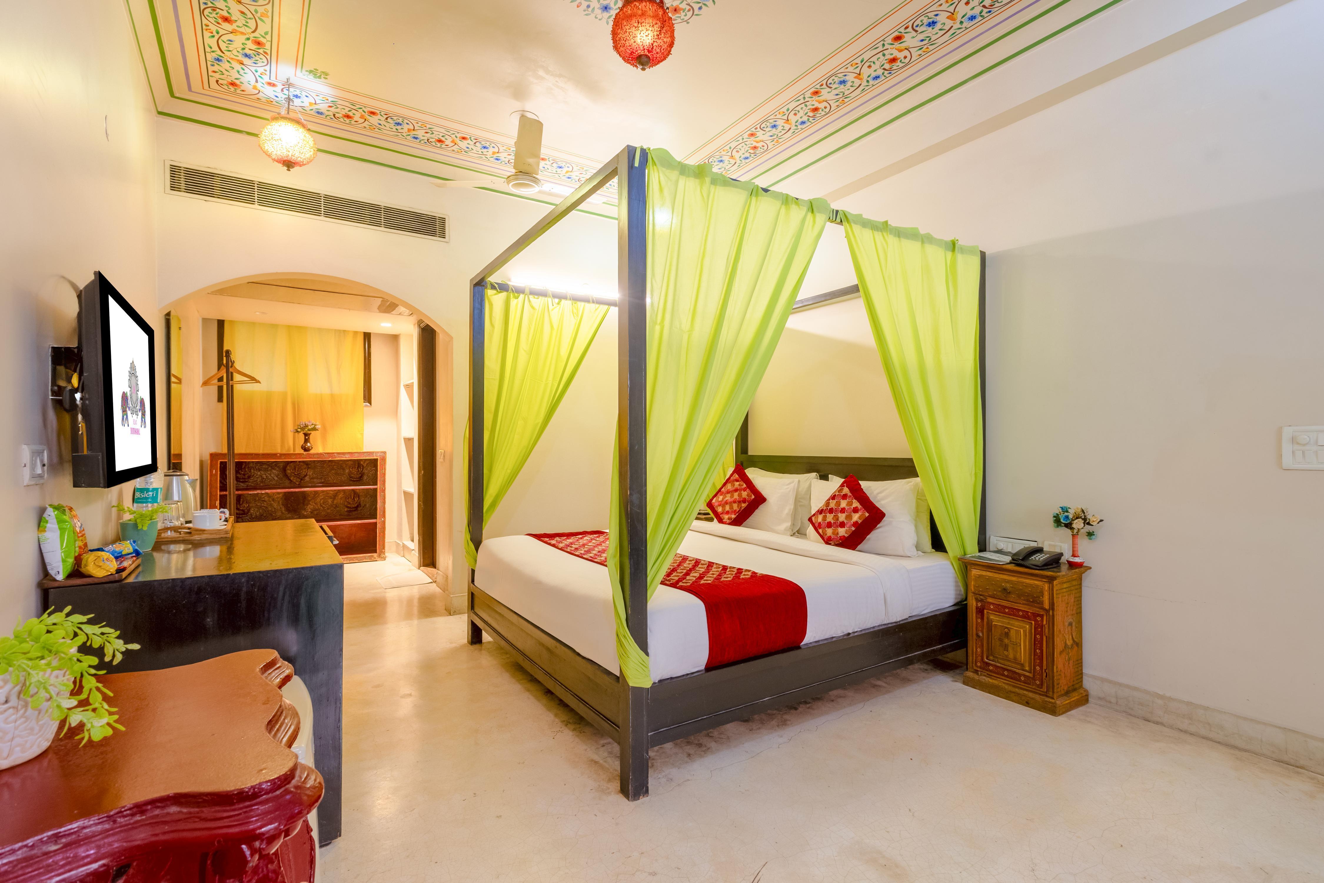 Jyoti Mahal A Heritage Luxury Hotel - Close to Connaught Place