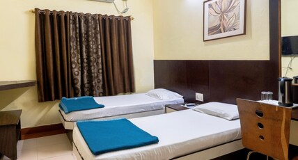 TRIBENI HOTEL Room Type - Standard Twin Bed