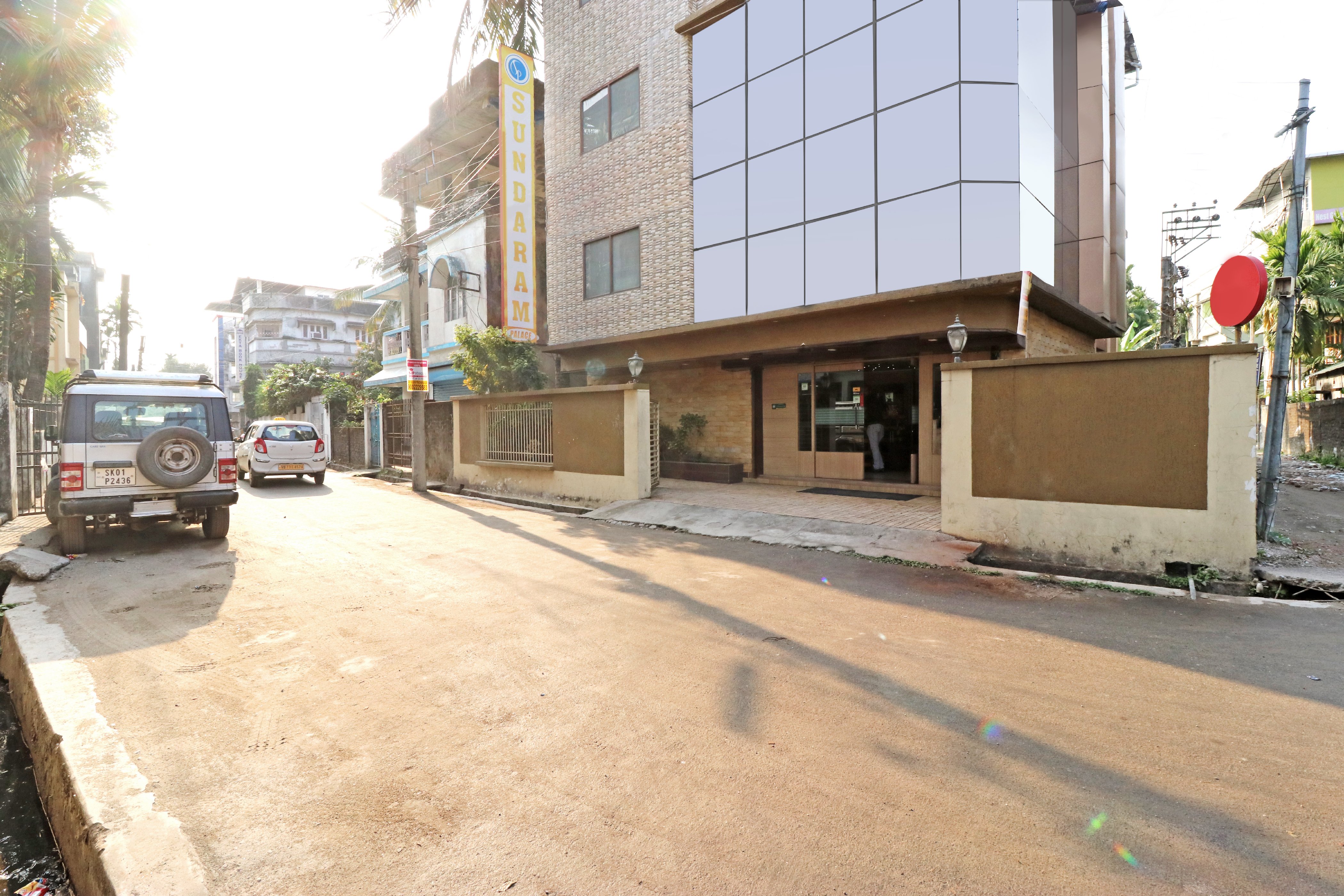 Hotel Sundaram Palace - Tap to explore photos