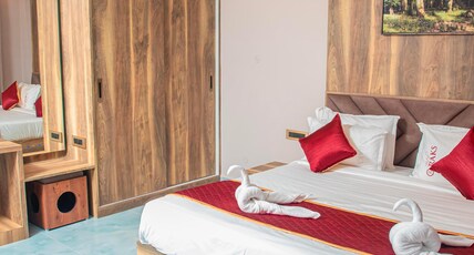 Hotel  Raks  Room Type - Suite With Jacuzzi