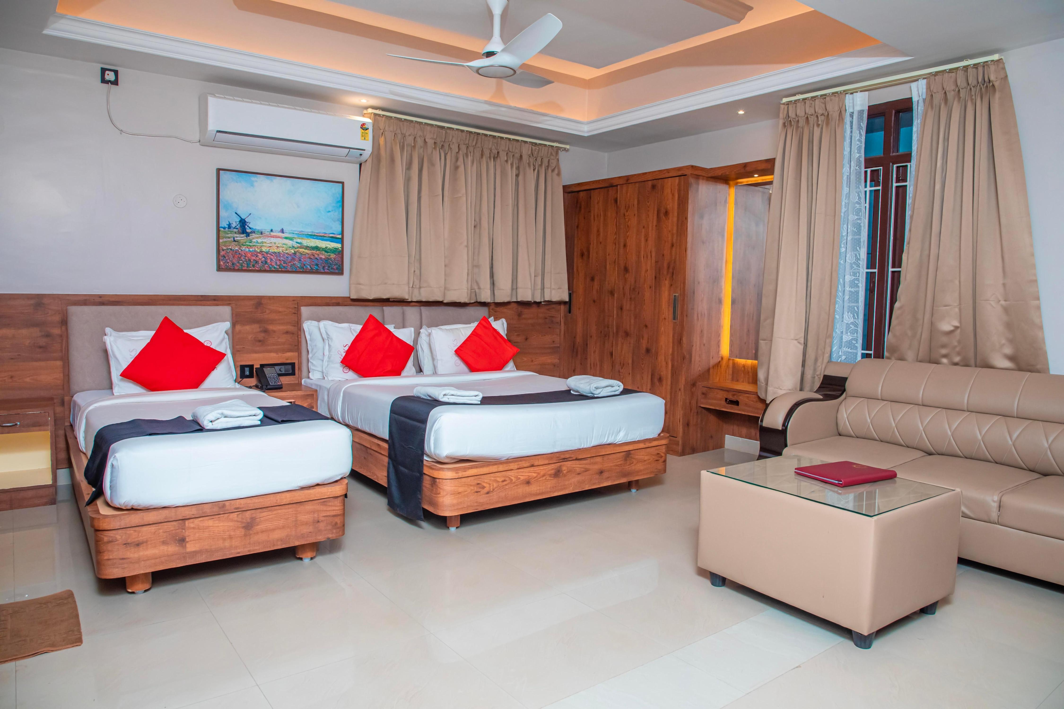 Hotel  Raks  Room Type - Executive Room
