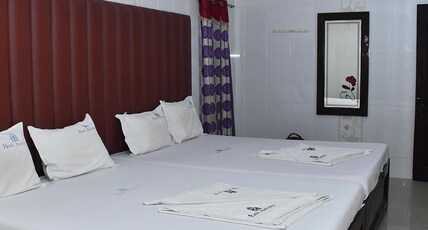 Hotel Ambika Room Type - Non AC Four bed
