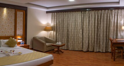 Madhuram Royale By Shri Ram Excellency Group Room Type - Super Deluxe Room