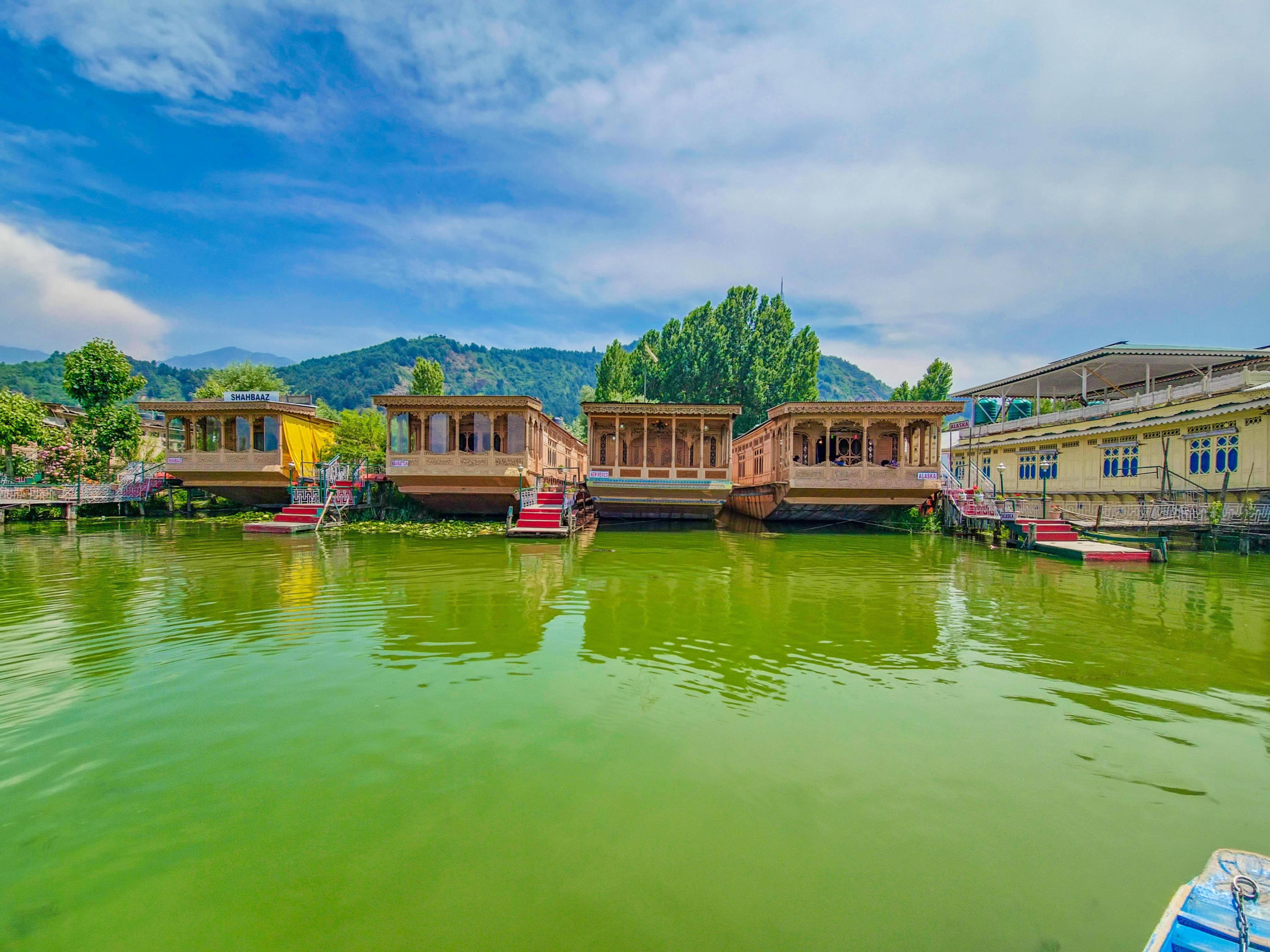 Houseboat New Mexico