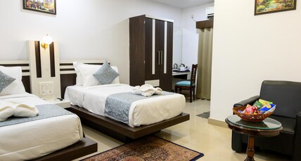 Biznotel by Pride, Deoghar Room Type - Deluxe Twin Room