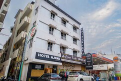 Hotel Ajaya Restaurant and Bar Varanasi