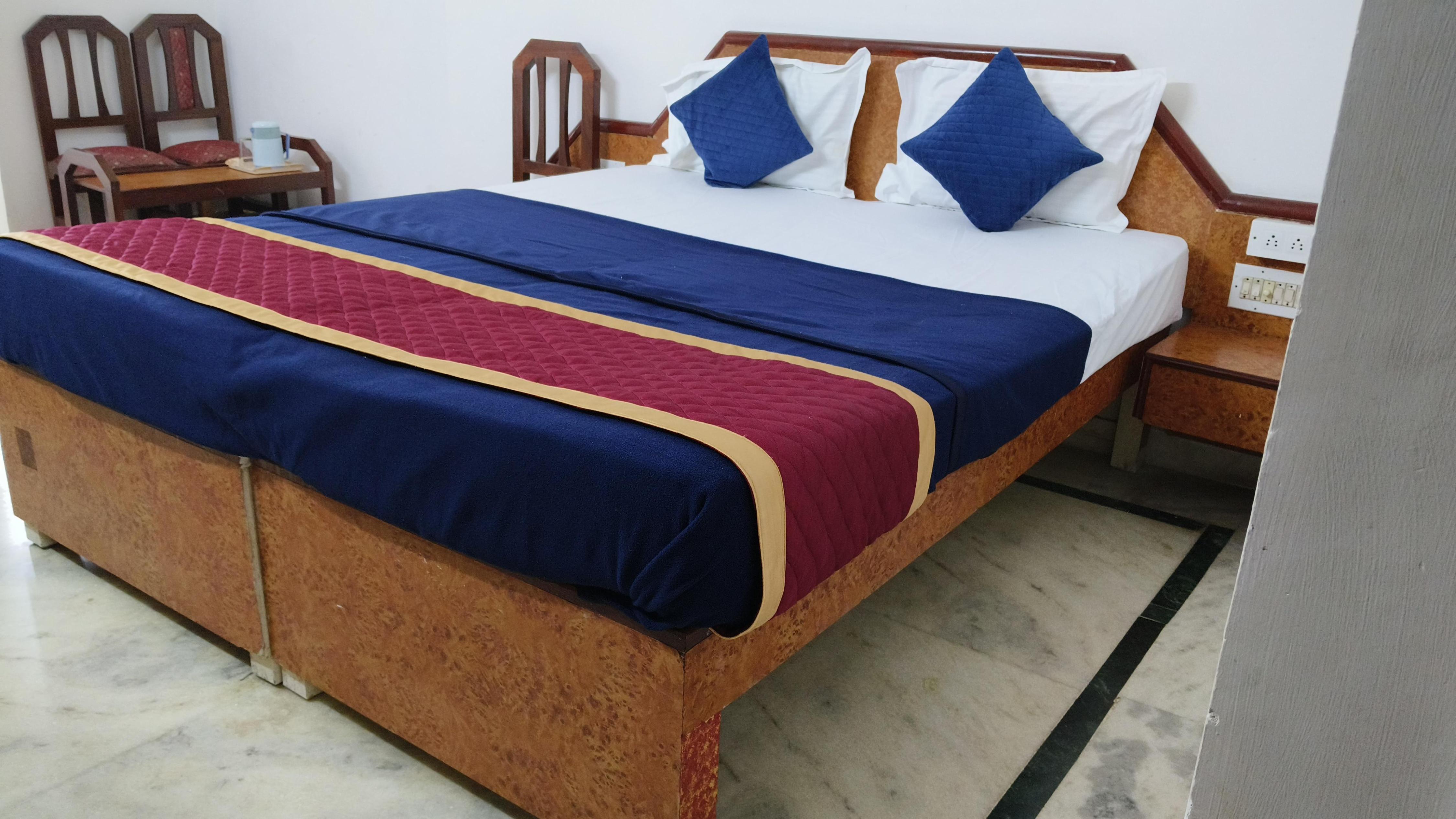 Vishnu Regency Room Type - Three Bedded Room