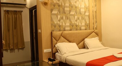 Hotel Bhubaneswari Classic Room Type - Premium Room Hotel Bhubaneswari Classic Room Type - Premium Room
