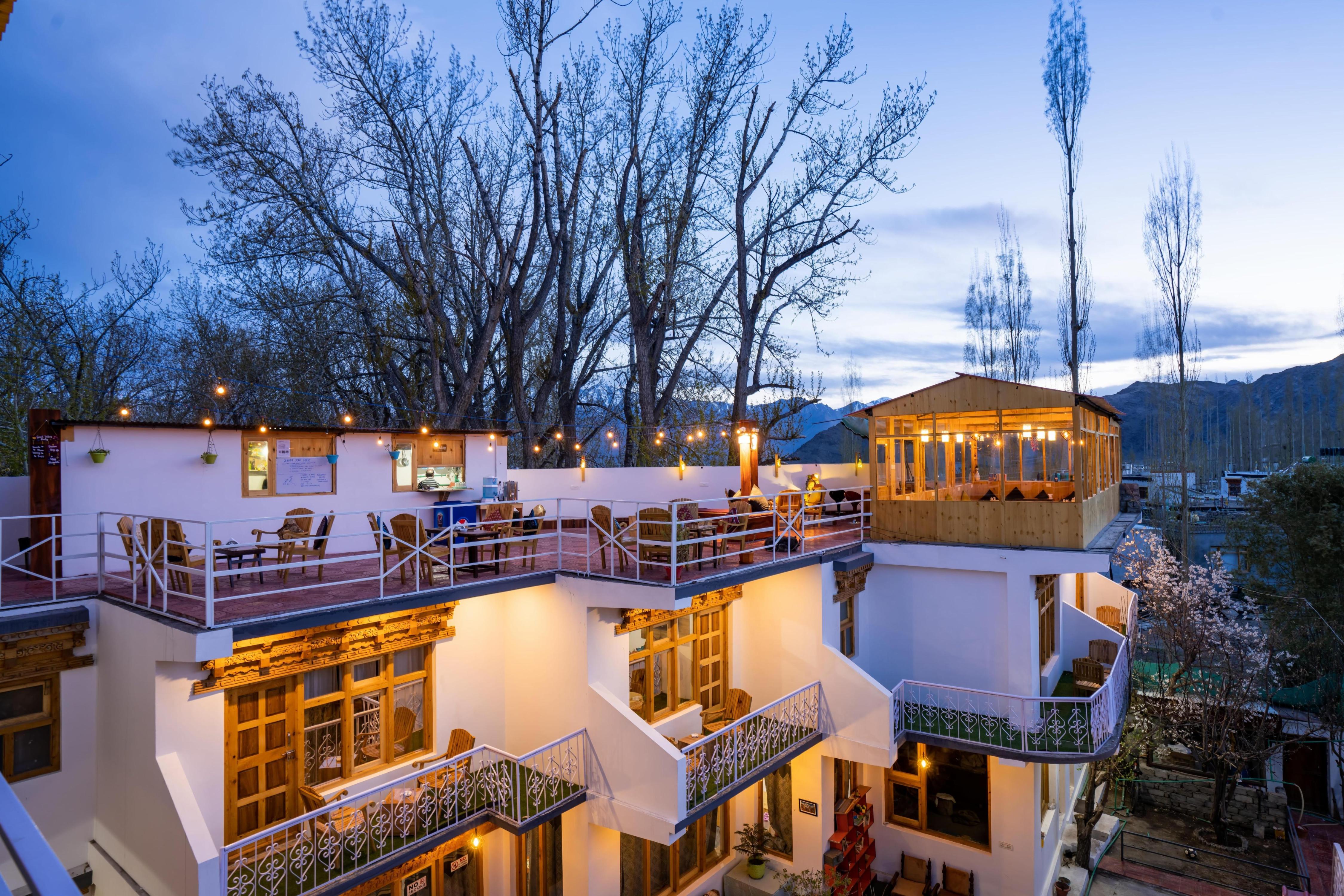 Rainbow Hostelier - A Boutique Stay